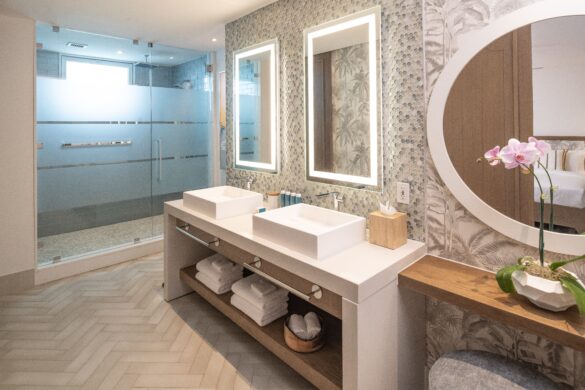 Travel Advisor Asset-SDR-Room-TB-Bathroom